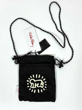 Keith Haring Radiant Baby Black Crossbody Pouch Bag NWT Festival Utility Travel